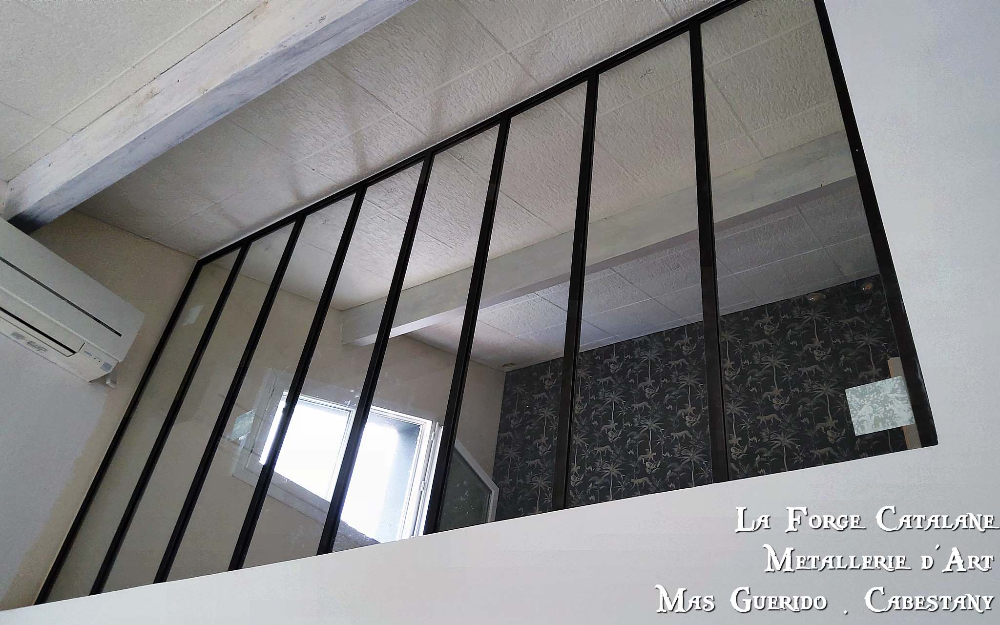 verriere type ancien atelier  forge catalane.jpg